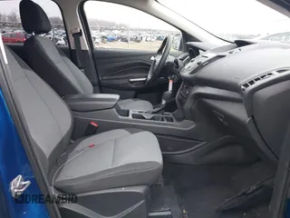 2017 Ford Escape SE with VIN 1FMCU9GD9HUE11122, listed as a IAAI auction lot 39049615 with 130,865 mi miles and . Bid and sale history available at DreamBid. Image 5.