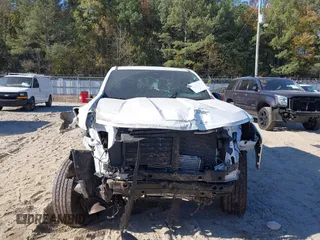 2023 Chevrolet Colorado 4WD Trail Boss with VIN 1GCPTEEK9P1245719, listed as a IAAI auction lot 40695339 with Not Provided miles. Bid and sale history available at carsss.com. Image 6.