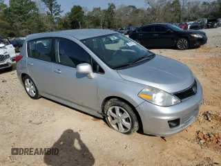 2011 Nissan Versa SL z VIN 3N1BC1CP8BL507316, wystawiony jako Copart lot #45740375 z przebiegiem 102 795 mil mil oraz Szkoda całkowita • Salvage title. Historia ofert i sprzedaży dostępna na DreamBid. Obrazek 4.