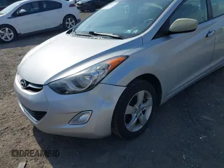 2012 Hyundai Elantra GLS с VIN KMHDH4AE1CU308265, выставлен на аукционе IAAI как лот 41898417 с пробегом 70 218 миль миль и . История ставок и продаж доступна на DreamBid. Изображение 12.
