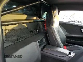2017 Lamborghini Huracan z VIN ZHWUC2ZF2HLA07967, wystawiony jako Copart lot #81616774 z przebiegiem 23 521 mil mil oraz Szkoda całkowita • Salvage title. Historia ofert i sprzedaży dostępna na DreamBid. Obrazek 10.