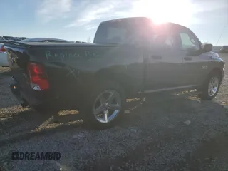 2018 Ram 1500 Express z VIN 3C6RR7KG3JG203310, wystawiony jako Copart lot #82222274 z przebiegiem 84 017 mil mil oraz Szkoda całkowita • Salvage title. Historia ofert i sprzedaży dostępna na DreamBid. Obrazek 3.