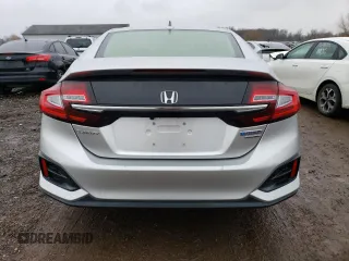 2018 Honda Clarity Touring with VIN JHMZC5F38JC010741, listed as a Copart auction lot 69347222 with 61,152 mi miles. Bid and sale history available at carsss.com. Image 6.