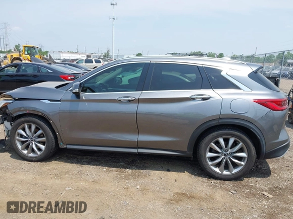 2019 Infiniti QX50 Luxe with VIN 3PCAJ5M38KF147982, listed as a IAAI auction lot 42498654 with 57,210 mi miles and . Bid and sale history available at DreamBid. Image 15.