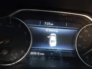 2016 Nissan Maxima SR z VIN 1N4AA6AP9GC382348, wystawiony jako IAAI lot #42012121 z przebiegiem 203 513 mil mil oraz . Historia ofert i sprzedaży dostępna na DreamBid. Obrazek 14.