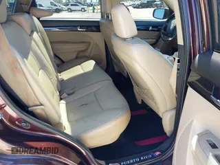 2011 Kia Sorento EX with VIN 5XYKU4A22BG136129, listed as a IAAI auction lot 41739443 with 190,405 mi miles. Bid and sale history available at carsss.com. Image 8.
