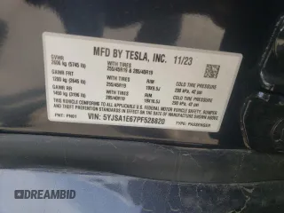 2023 Tesla Model S Plaid с VIN 5YJSA1E67PF528820, выставлен на аукционе Copart как лот 83111464 с пробегом 17 858 миль миль и Списание • Salvage title. История ставок и продаж доступна на DreamBid. Изображение 12.