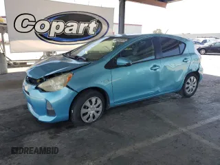 2014 Toyota Prius One z VIN JTDKDTB31E1082652, wystawiony jako Copart lot #58743875 z przebiegiem 296 700 mil mil oraz Szkoda całkowita • Salvage title. Historia ofert i sprzedaży dostępna na DreamBid. Obrazek 1.