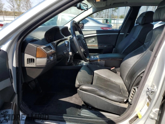 2006 BMW 7 Series 750Li with VIN WBAHN835X6DT59235, listed as a Copart auction lot 50221505 with 172,187 mi miles and Salvage Title. Bid and sale history available at carsss.com. Image 7.