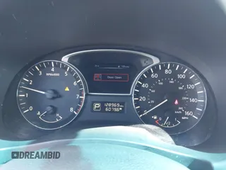 2015 Nissan Altima SV with VIN 1N4AL3AP5FC576818, listed as a IAAI auction lot 42129973 with 128,969 mi miles and . Bid and sale history available at carsss.com. Image 7.