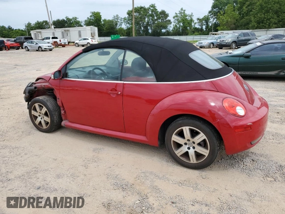 2006 Volkswagen Beetle z VIN 3VWRF31Y56M303323, wystawiony jako Copart lot #57955075 z przebiegiem 87 996 mil mil oraz Szkoda całkowita • Salvage title. Historia ofert i sprzedaży dostępna na DreamBid. Obrazek 2.