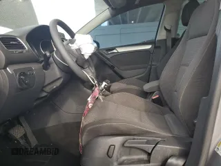 2013 Volkswagen Golf с VIN WVWDB7AJ2DW001827, выставлен на аукционе Copart как лот 71739294 с пробегом 133 585 миль миль и На запчасти • Non repairable. История ставок и продаж доступна на DreamBid. Изображение 7.