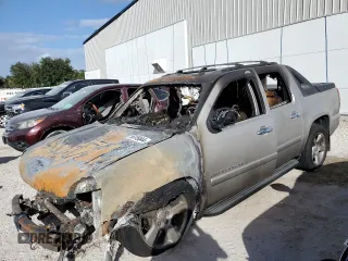 2008 Chevrolet Avalanche LTZ with VIN 3GNEC120X8G112030, listed as a Copart auction lot 78615044 with 0 mi miles and Non Repairable. Bid and sale history available at carsss.com. Image 1.