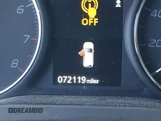2020 Mitsubishi Outlander SE z VIN JA4AD3A36LZ020105, wystawiony jako IAAI lot #41835195 z przebiegiem 73 402 mil mil oraz . Historia ofert i sprzedaży dostępna na DreamBid. Obrazek 15.