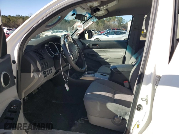 2015 Toyota Tacoma with VIN 3TMMU4FN1FM087252, listed as a Copart auction lot 85650274 with 138,061 mi miles and Salvage Title. Bid and sale history available at DreamBid. Image 7.