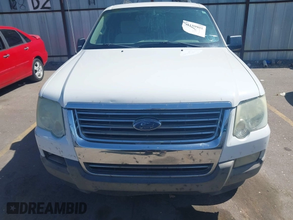 2006 Ford Explorer XLT with VIN 1FMEU73E06UB35020, listed as a IAAI auction lot 42159995 with 154,202 mi miles. Bid and sale history available at carsss.com. Image 6.