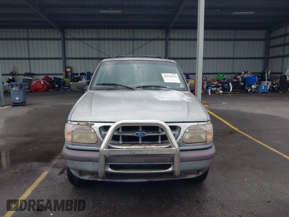 1996 Ford Explorer XL with VIN 1FMDU32X2TZA27424, listed as a IAAI auction lot 42628234 with 135,446 mi miles and . Bid and sale history available at DreamBid. Image 6.