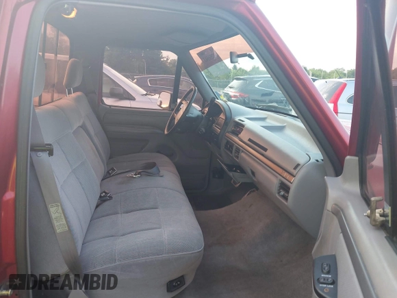1994 Ford F-150 with VIN 1FTEF15N0RLA20162, listed as a IAAI auction lot 42751543 with 107,511 mi miles and . Bid and sale history available at DreamBid. Image 5.
