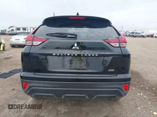 2024 Mitsubishi Eclipse Cross LE z VIN JA4ATVAA3RZ073348, wystawiony jako IAAI lot #42390003 z przebiegiem 14 771 mil mil oraz . Historia ofert i sprzedaży dostępna na DreamBid. Obrazek 16.