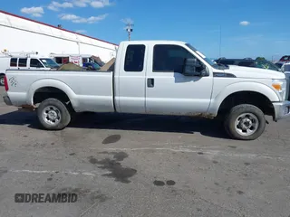 2014 Ford F-250 XL with VIN 1FT7X2B60EEB08149, listed as a IAAI auction lot 37607954 with Not provided miles and . Bid and sale history available at DreamBid. Image 14.