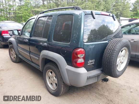 2005 Jeep Liberty Sport with VIN 1J4GL48K15W557730, listed as a IAAI auction lot 42214736 with 182,045 mi miles and . Bid and sale history available at carsss.com. Image 3.