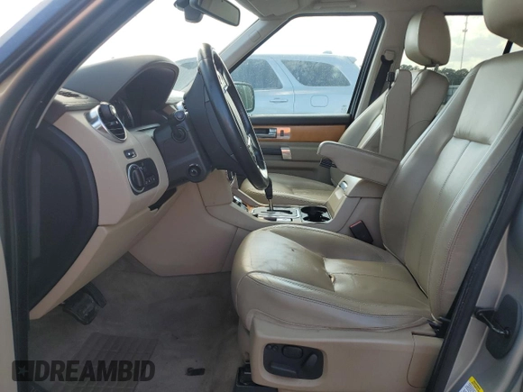 2011 Land Rover LR4 Lux with VIN SALAK2D42BA558137, listed as a Copart auction lot 63242525 with 116,094 mi miles and Clean title. Bid and sale history available at DreamBid. Image 7.