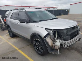 2014 Ford Explorer Sport with VIN 1FM5K8GT8EGB22579, listed as a IAAI auction lot 41849418 with 263,016 mi miles. Bid and sale history available at carsss.com. Image 1.