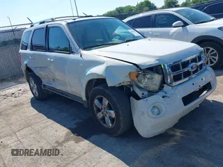 2011 Ford Escape Limited с VIN 1FMCU0E77BKB44834, выставлен на аукционе IAAI как лот 42662693 с пробегом 221 778 миль миль и . История ставок и продаж доступна на DreamBid. Изображение 1.