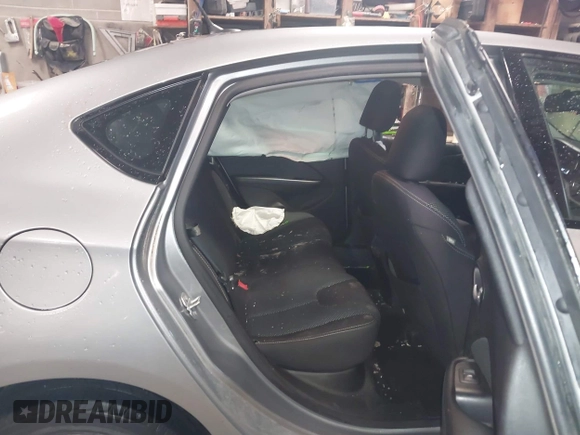 2015 Dodge Dart SXT with VIN 1C3CDFBB7FD211561, listed as a IAAI auction lot 42071763 with 120,972 mi miles. Bid and sale history available at carsss.com. Image 8.