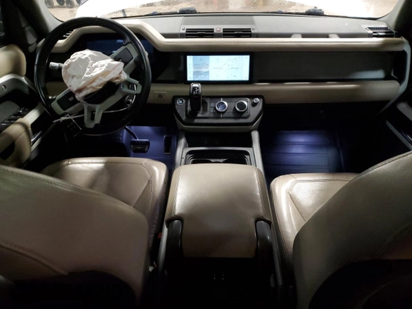 2020 Land Rover Defender SE with VIN SALEP7EU9L2022313, listed as a Copart auction lot 84724134 with 64,136 mi miles and Salvage title. Bid and sale history available at DreamBid. Image 8.