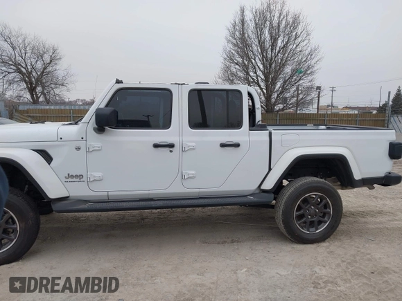 2023 Jeep Gladiator Overland z VIN 1C6HJTFG6PL516742, wystawiony jako IAAI lot #41565864 z przebiegiem Nie podano mil oraz . Historia ofert i sprzedaży dostępna na DreamBid. Obrazek 15.