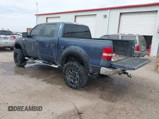 2004 Ford F-150 XLT z VIN 1FTPW14584KB95073, wystawiony jako IAAI lot #41815933 z przebiegiem 223 420 mil mil oraz . Historia ofert i sprzedaży dostępna na DreamBid. Obrazek 3.