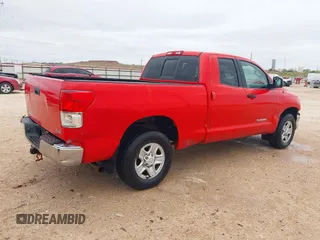 2012 Toyota Tundra z VIN 5TFUM5F11CX028307, wystawiony jako IAAI lot #41952532 z przebiegiem 253 254 mil mil oraz . Historia ofert i sprzedaży dostępna na DreamBid. Obrazek 4.