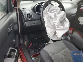 2010 Pontiac G3 z VIN 3G2TB6DEXAL118985, wystawiony jako Copart lot #83327154 z przebiegiem Nie podano mil oraz Szkody całkowita. Historia ofert i sprzedaży dostępna na DreamBid. Obrazek 8.