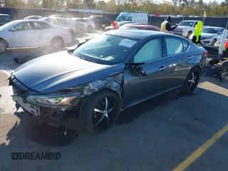 2019 Nissan Altima 2.5 SV with VIN 1N4BL4DV9KN300192, listed as a IAAI auction lot 41880131 with 144,983 mi miles. Bid and sale history available at carsss.com. Image 18.
