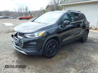 2018 Chevrolet Trax LT with VIN 3GNCJPSB7JL332871, listed as a IAAI auction lot 41946788 with 60,987 mi miles. Bid and sale history available at carsss.com. Image 2.