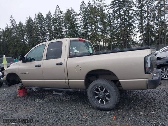 2005 Dodge Ram 1500 SLT with VIN 1D7HU18N25S313520, listed as a IAAI auction lot 41772807 with 111,659 mi miles. Bid and sale history available at carsss.com. Image 15.