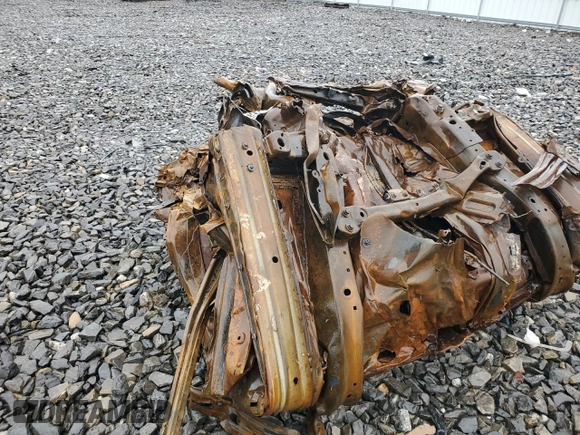 2017 Porsche Cayenne z VIN WP1AA2A26HKA82487, wystawiony jako Copart lot #55988005 z przebiegiem Nie podano mil oraz Szkoda całkowita • Salvage title. Historia ofert i sprzedaży dostępna na DreamBid. Obrazek 10.