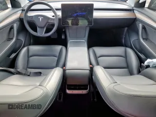 2022 Tesla Model 3 z VIN 5YJ3E1EA2NF343603, wystawiony jako Copart lot #59758095 z przebiegiem 14 965 mil mil oraz Szkoda całkowita • Salvage title. Historia ofert i sprzedaży dostępna na DreamBid. Obrazek 8.