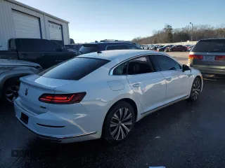 2019 Volkswagen Arteon SE z VIN WVWBR7AN1KE008471, wystawiony jako Copart lot #82683453 z przebiegiem 64 136 mil mil oraz . Historia ofert i sprzedaży dostępna na DreamBid. Obrazek 3.
