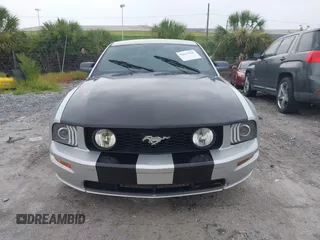 2007 Ford Mustang GT Deluxe with VIN 1ZVFT82H575250931, listed as a IAAI auction lot 42631956 with 152,886 mi miles and . Bid and sale history available at DreamBid. Image 12.