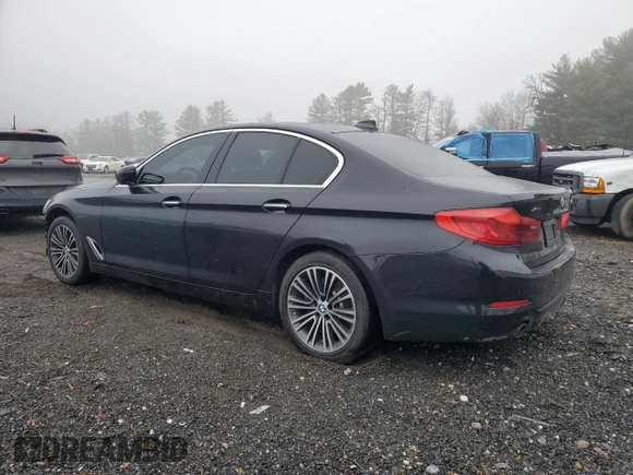 2018 BMW 5 Series 530i xDrive with VIN WBAJA7C59JG908065, listed as a Copart auction lot 84892164 with 468 mi miles and Salvage Title. Bid and sale history available at carsss.com. Image 2.