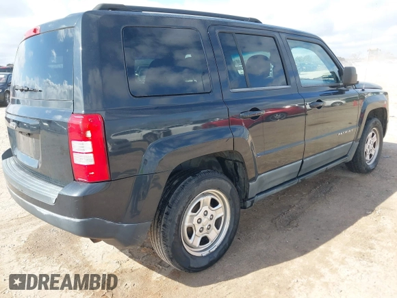 2011 Jeep Patriot Latitude with VIN 1J4NT1GA0BD178384, listed as a IAAI auction lot 41797543 with 228,634 mi miles and . Bid and sale history available at carsss.com. Image 4.