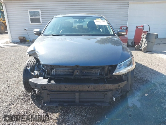 2015 Volkswagen Jetta Sedan 1.8T SE w/Connectivity with VIN 3VWD07AJ2FM312146, listed as a IAAI auction lot 41843238 with 107,741 mi miles. Bid and sale history available at carsss.com. Image 12.
