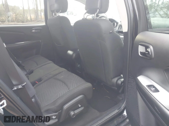 2018 Dodge Journey SE with VIN 3C4PDCAB3JT381836, listed as a IAAI auction lot 41351586 with 130,996 mi miles. Bid and sale history available at carsss.com. Image 8.