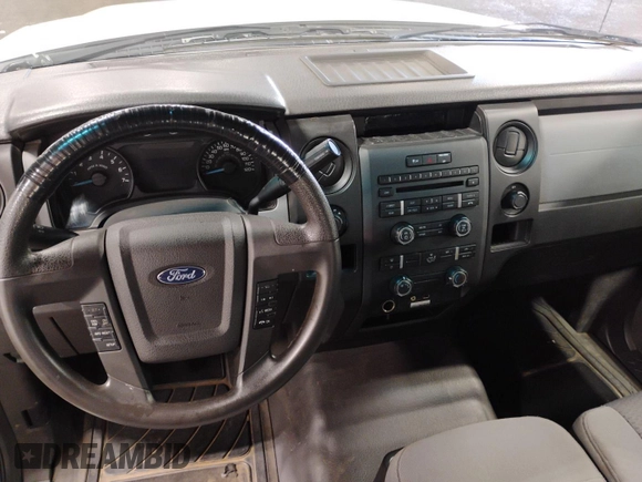 2013 Ford F-150 XL с VIN 1FTEX1EM1DFB03837, выставлен на аукционе IAAI как лот 42654794 с пробегом 182 687 миль миль и . История ставок и продаж доступна на DreamBid. Изображение 24.