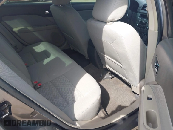 2011 Ford Fusion SE with VIN 3FAHP0HA5BR183979, listed as a IAAI auction lot 42066401 with 205,154 mi miles. Bid and sale history available at carsss.com. Image 8.