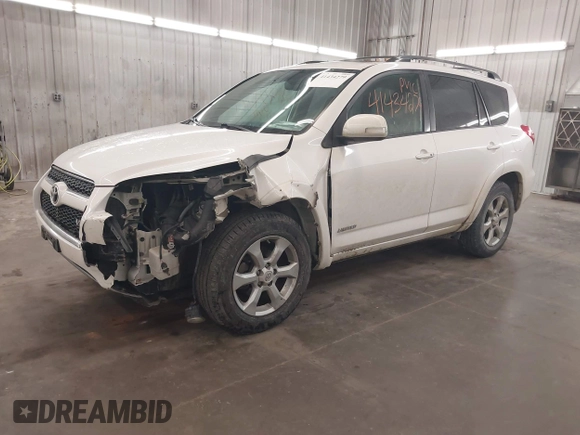 2011 Toyota RAV4 Ltd with VIN 2T3DK4DV5BW048231, listed as a IAAI auction lot 41434279 with 137,155 mi miles. Bid and sale history available at carsss.com. Image 18.