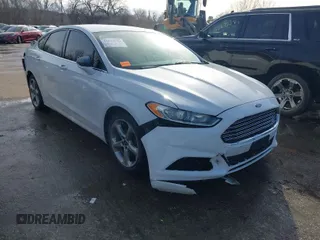 2014 Ford Fusion SE with VIN 3FA6P0H98ER272236, listed as a IAAI auction lot 41624642 with 201,930 mi miles. Bid and sale history available at carsss.com. Image 1.