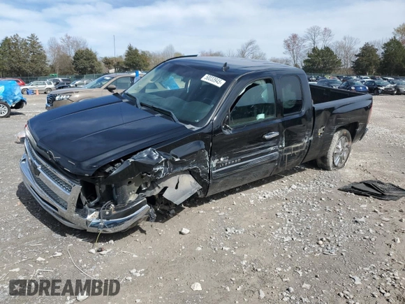2013 Chevrolet Silverado 1500 LT with VIN 1GCRCSE0XDZ284645, listed as a Copart auction lot 50033945 with 138,053 mi miles and Salvage Title. Bid and sale history available at DreamBid. Image 1.